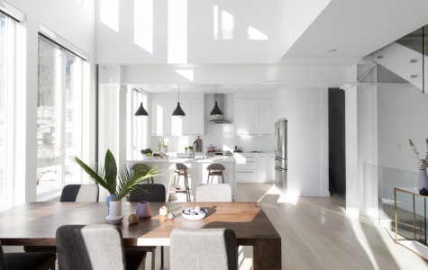 Indigo Lane – Ngôi nhà 2 tầng hiện đại ở Canada
