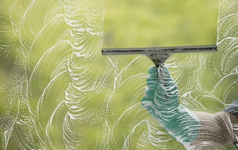 9 Mẹo Làm Sạch Cửa Kính Hiệu Quả